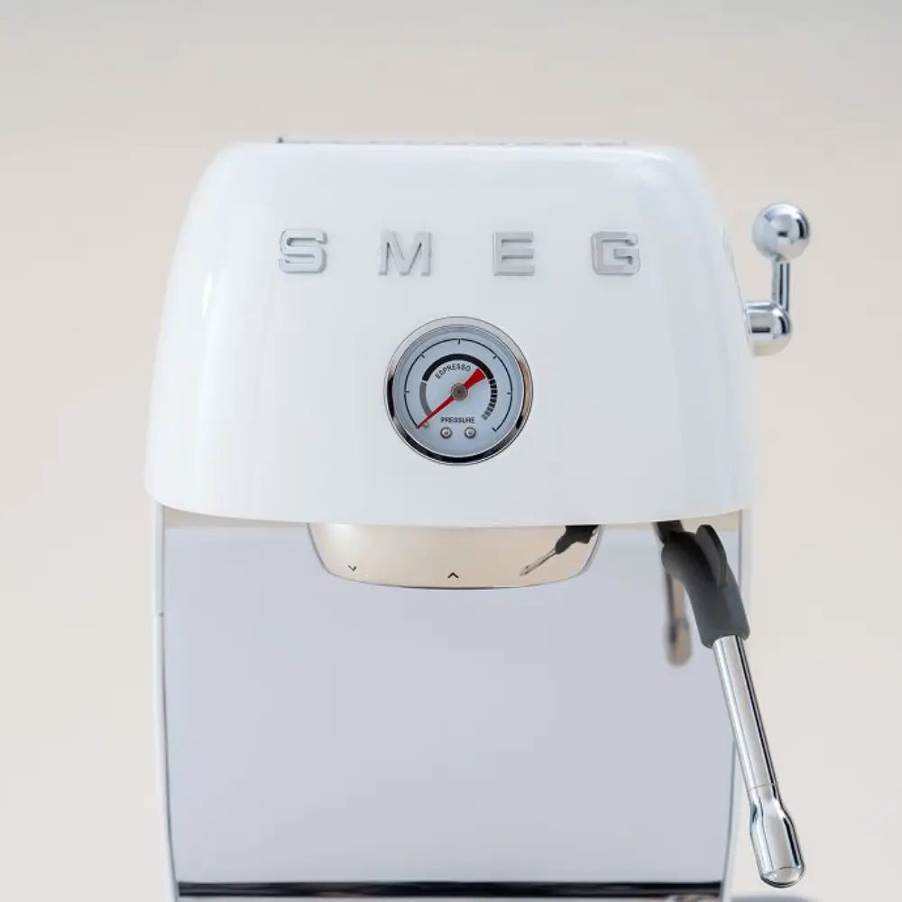 SMEG ECF03BLUK Cold Brew Traditional Espresso Machine