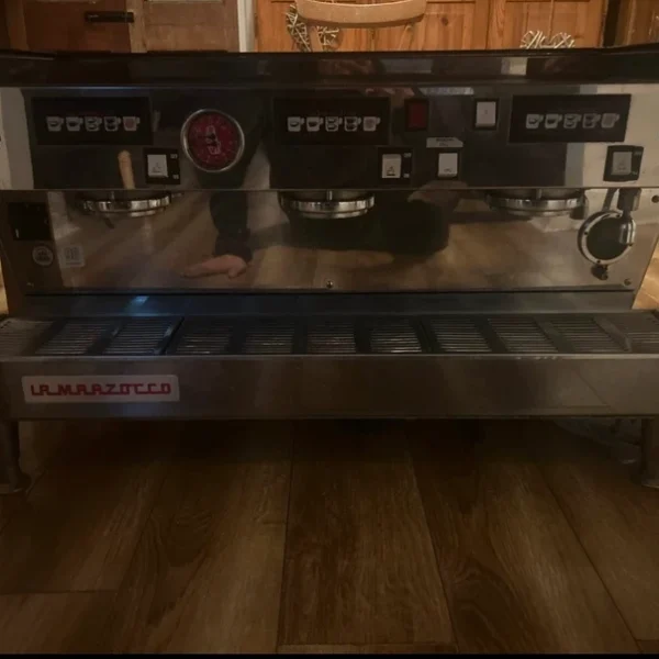 La marzocco linea 3av date 06/17